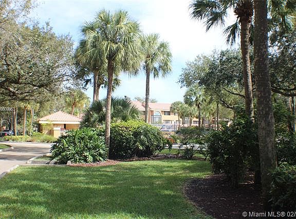 2nd image of 15579 Miami Lakeway N APT 104-15