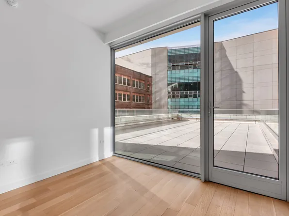 611 West 56th Street image 5 of 24