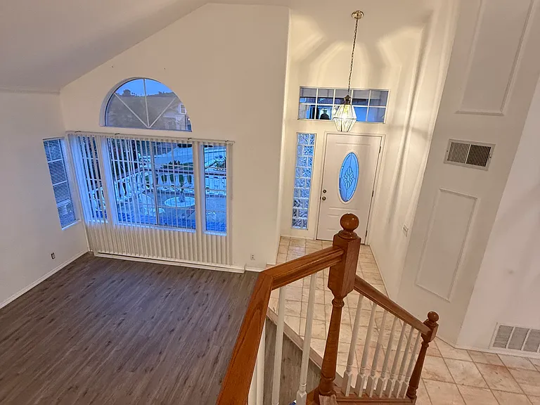 9502 Stargaze Ave — Photo 32