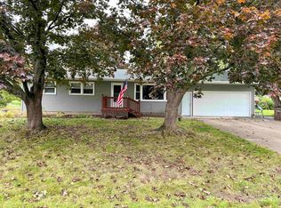 1351 Tammy Rd, Oshkosh, WI 54904