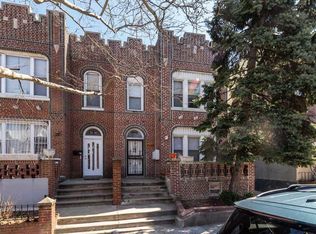 3133 82nd St, East Elmhurst, NY 11370