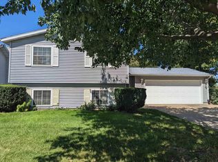 101 Anton Dr, La Porte City, IA 50651
