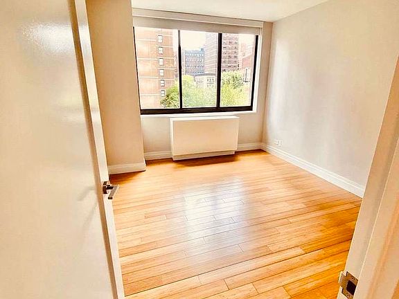 2nd image of 151 E 31st St #5C