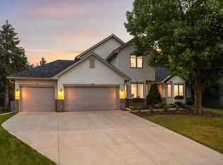 9311 Kirkwood Ln N, Maple Grove, MN 55369