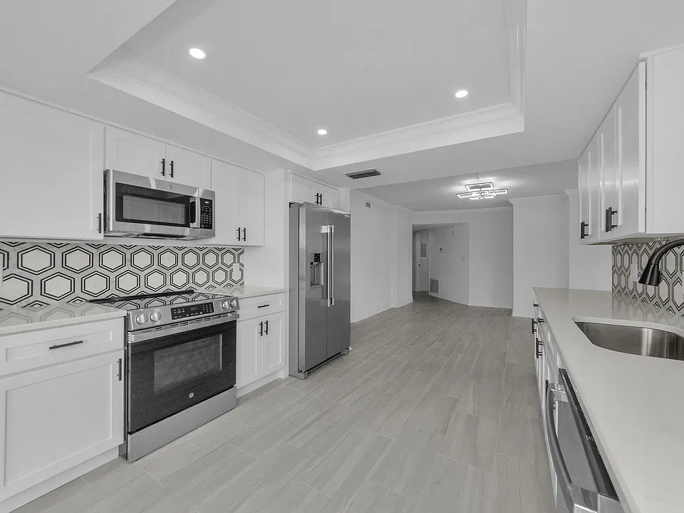 36-web-or-mls-Kitchen 4_07152025
