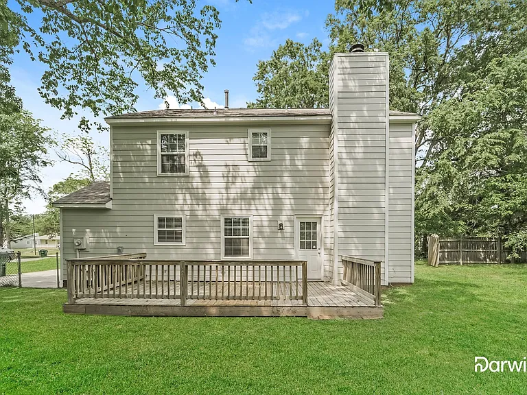 12318 Sherman Dr — Photo 15