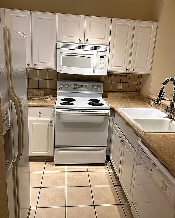 Full Size Kitchen Appliances