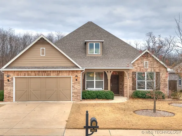 8013 S 15th St, Broken Arrow, OK 74011