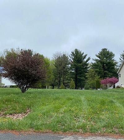 1st image of 882 Winesap Dr