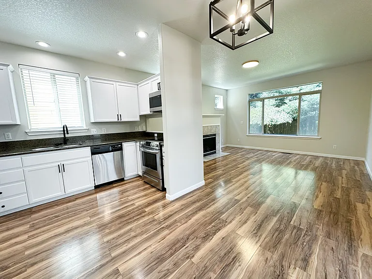 15759 SW Harvester Ln — Photo 11