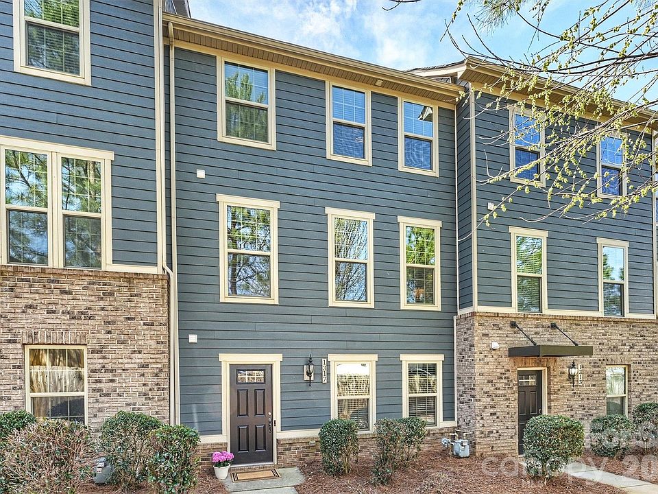 1st image of 1317 Queen Lyon Ct