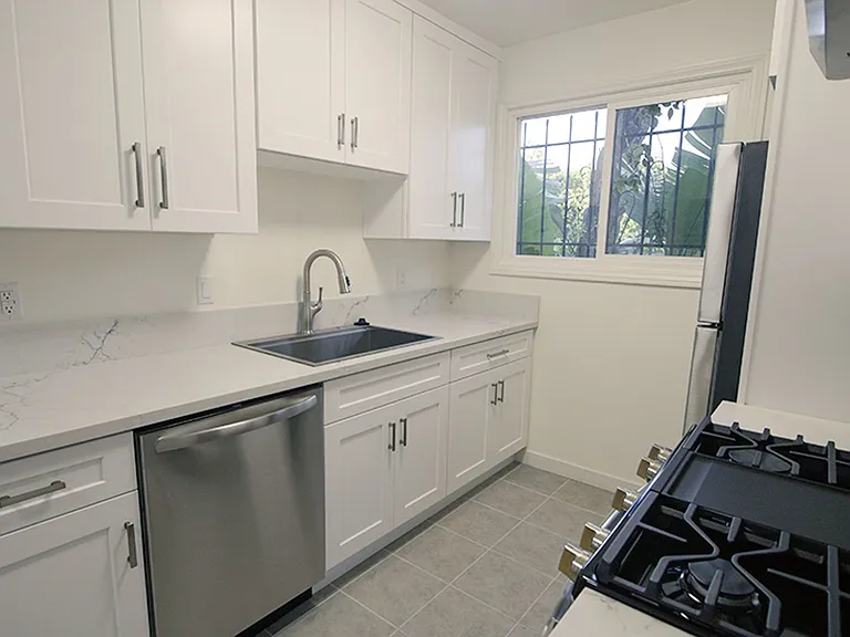 3375 Manning Ave. — Photo 8