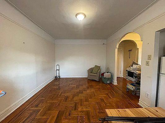 3rd image of 45-35 44th St APT 6K