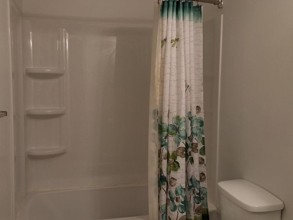 1st image of 410 S Broad St APT 7