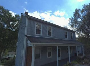 527 Twele Rd, Greenock, PA 15047