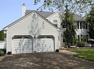 634 Hugo Dr, Toms River, NJ 08753