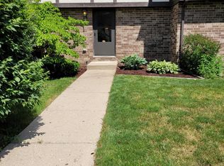 6228 Captains Way, East Lansing, MI 48823