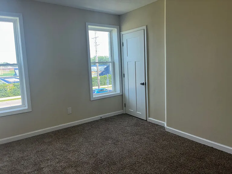 2400 Oberlin Ave — Photo 15
