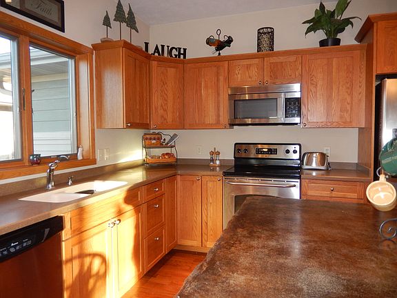 4th image of 2635 Cumberland Dr