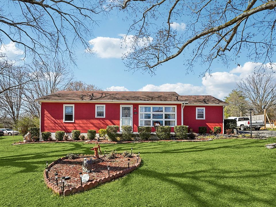 1st image of 107 Highland Dr
