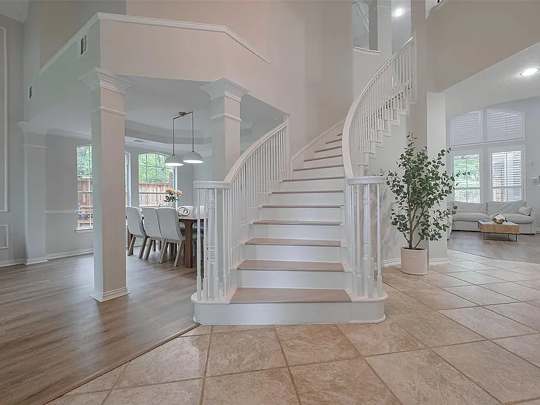 66 Marquise Oaks Pl — Photo 1