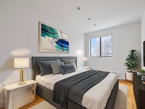 3rd image of 309 W 30th St #3A