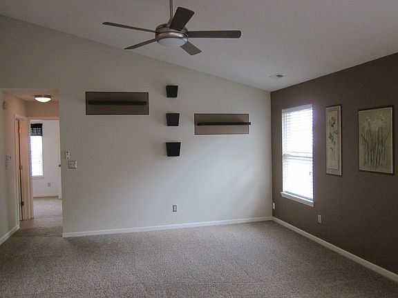 4th image of 6111 Denise Dr