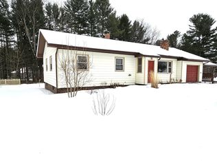 92 Pine Street, Newport City, VT 05855