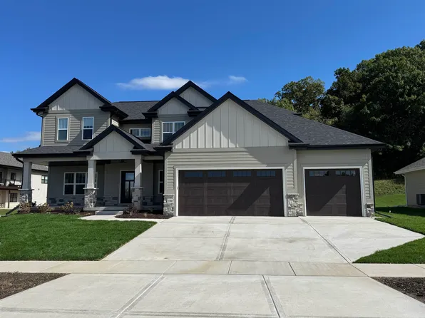 1790 Woodford Rd, Cross Plains, WI 53528