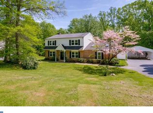 7 Pear Tree Ln, Lafayette Hill, PA 19444