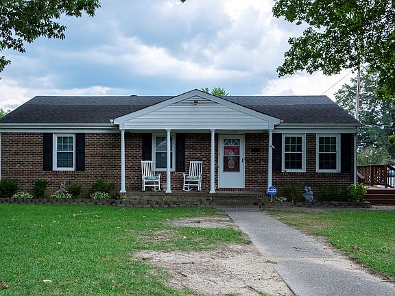 2nd image of 1144 Charlotte St