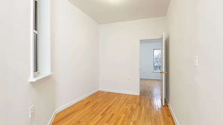 Rented by Nooklyn NYC LLC | media 6