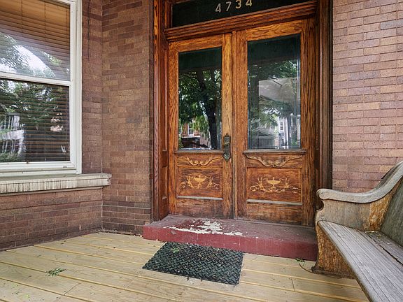 2nd image of 4734 N Artesian Ave