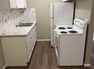 523 Front St #103, Berea, OH 44017