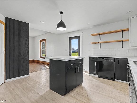 5th image of 2775 S Bandy Rd