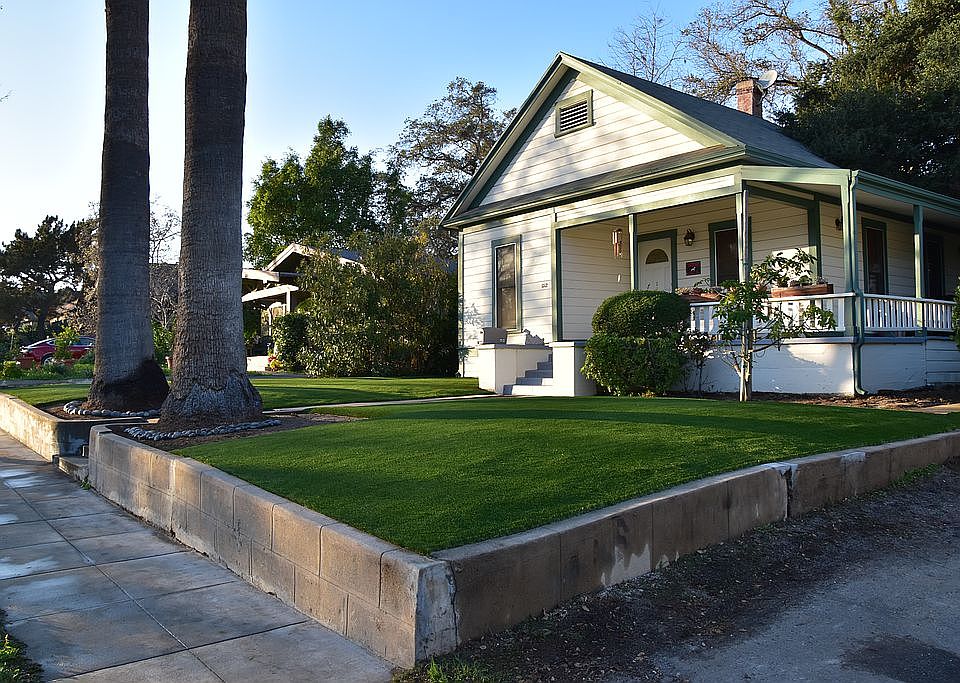 1st image of 1512 Rollin St
