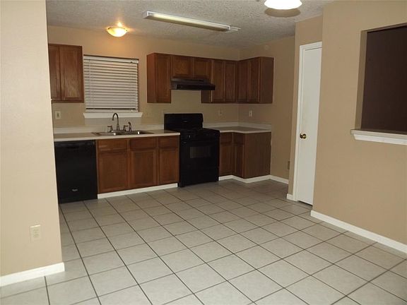 Kitchen view from dinning area