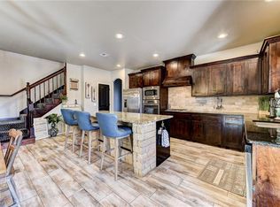 10570 N Deer Path Rd, Edmond, OK 73025