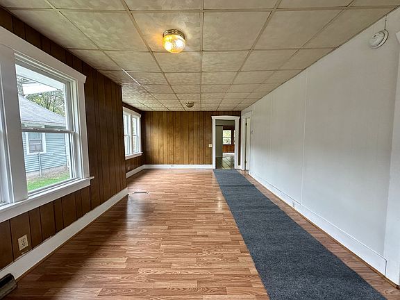 3rd image of 123 Harris Ave