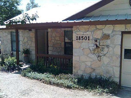 1st image of 18501 Lake Terrace Dr