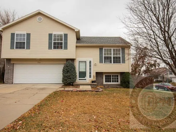 17865 Olive St, Omaha, NE 68136