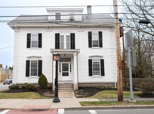 35 Locust St APT 3, Danvers, MA 01923