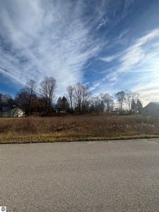 8641 Sun Bay Ct, Williamsburg, MI, 49690