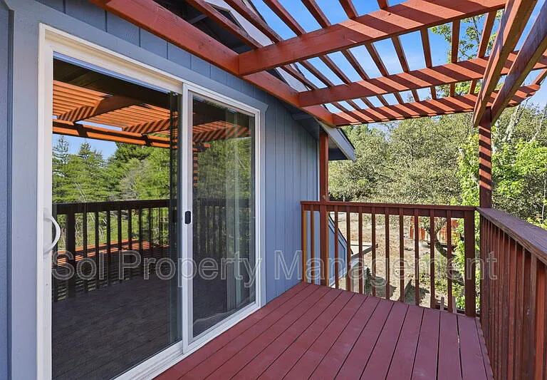 1005 Summit Rd — Photo 20