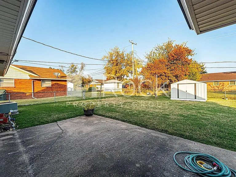 604 Moraine Ave — Photo 23
