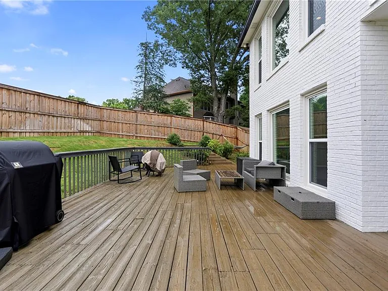 4221 Willow Oak Dr — Photo 52
