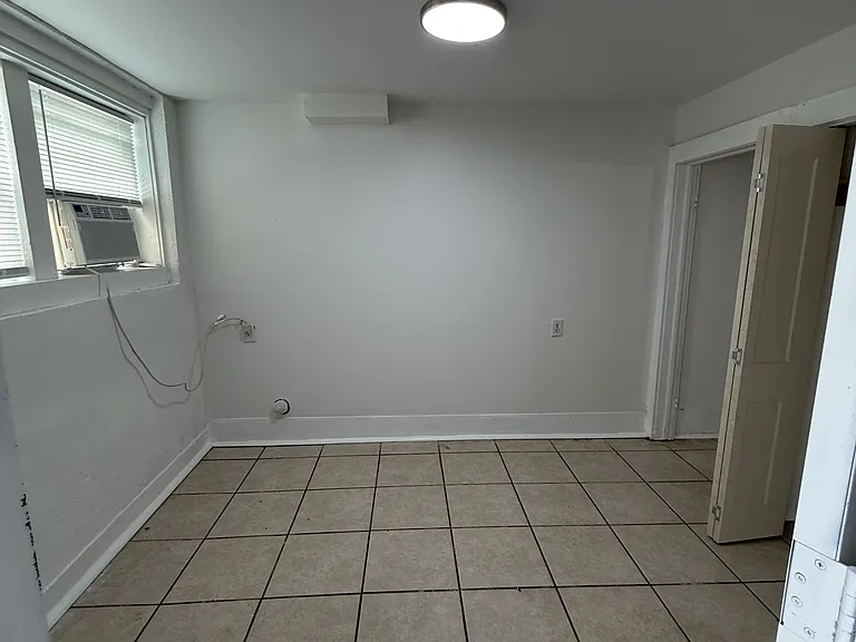 7904 Saint Charles Ave #L-4 — Photo 7