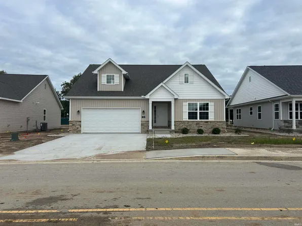 330 Peace Tree Village Dr #5, Rochester, IN 46975