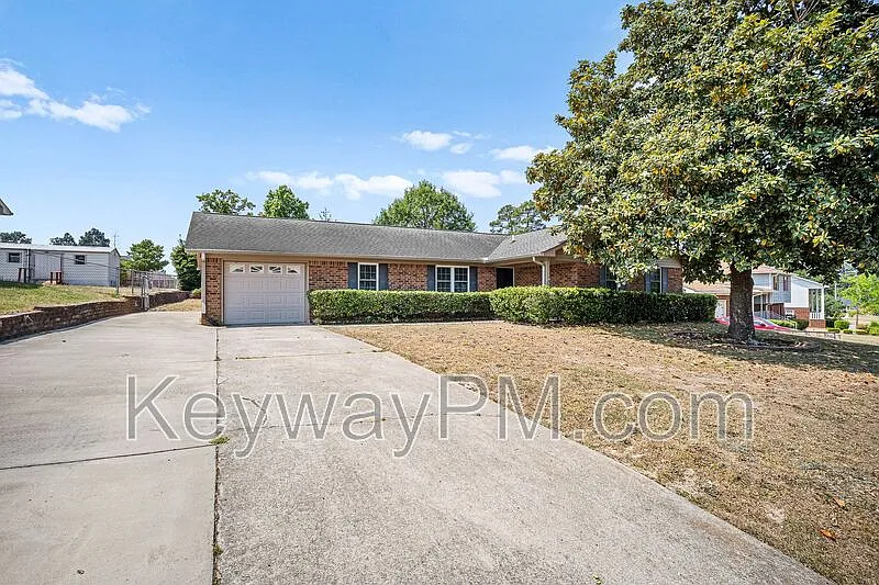 Building Photo - 3420 Linderwood Dr