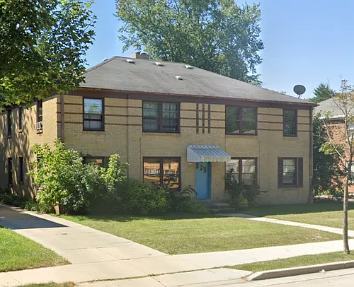 7915 W Center St. (4 Unit) Photo 1